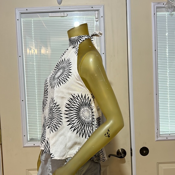 NWT BillaBong top - Picture 3 of 10